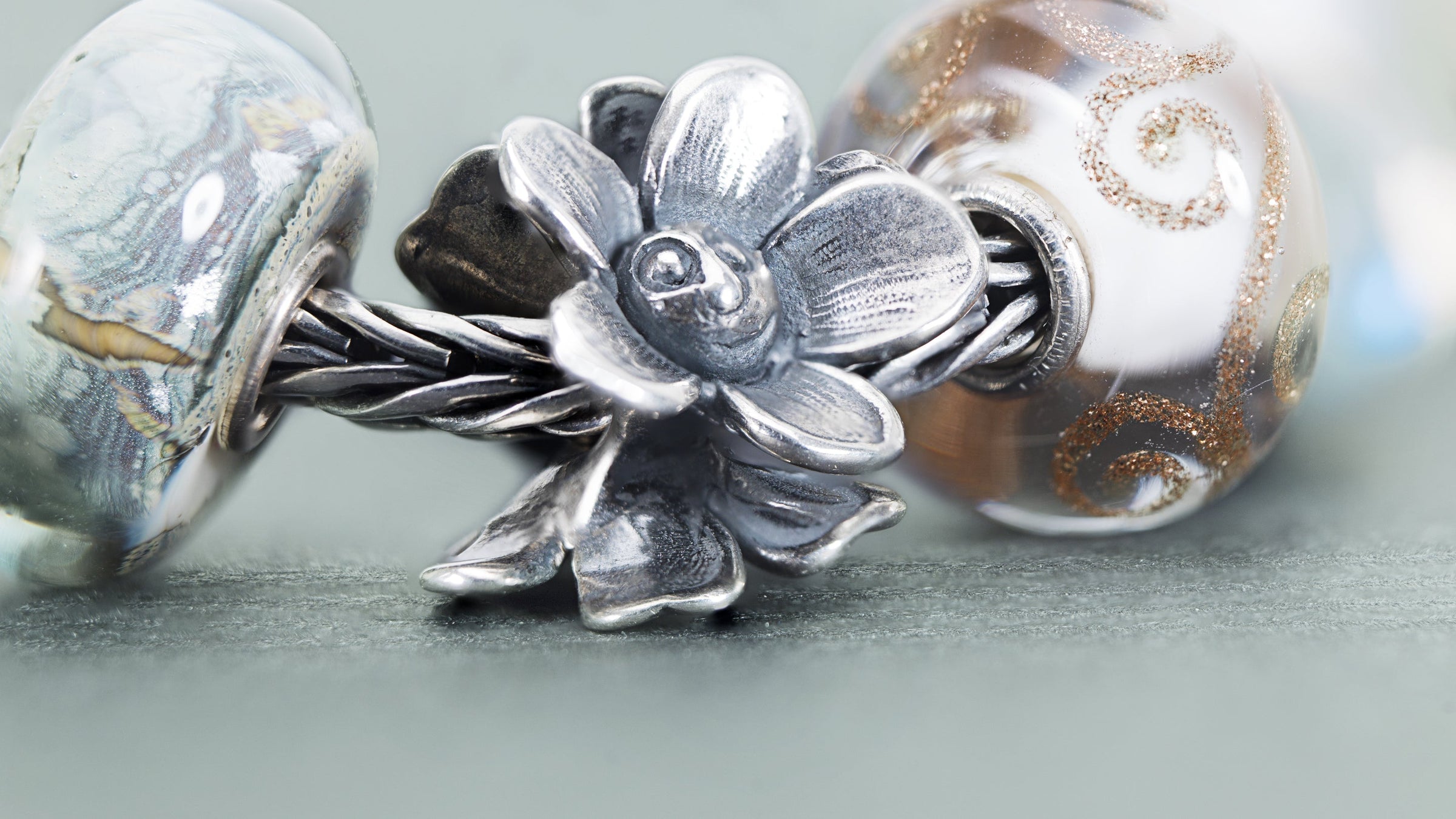 Silver flower bead on a foxtail chain