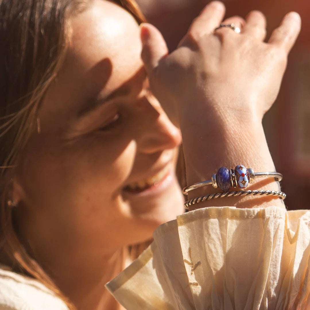 Azure Porcelain Gleam Bangle