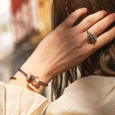 Petal Lace Glow Bracelet