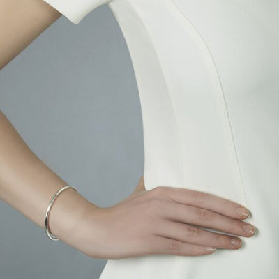 Classic Silver Bangle